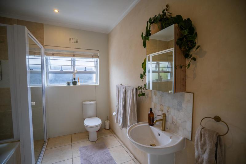 3 Bedroom Property for Sale in Sunningdale Western Cape